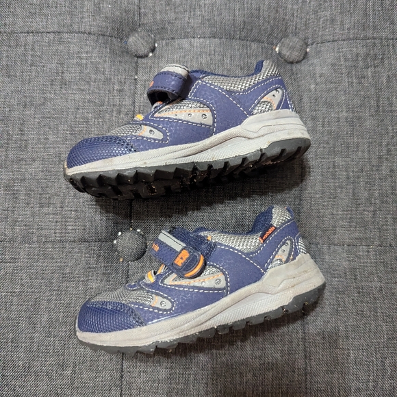 Stride rite boy shoes - Picture 2 of 5